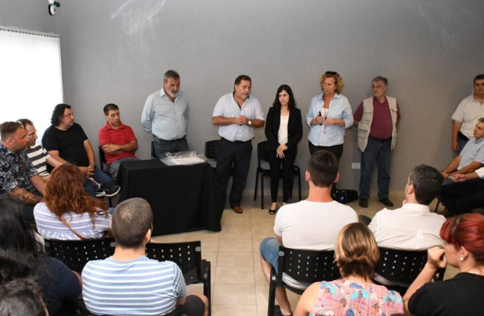 Entregaron certificados del programa de capacitaciones en oficios