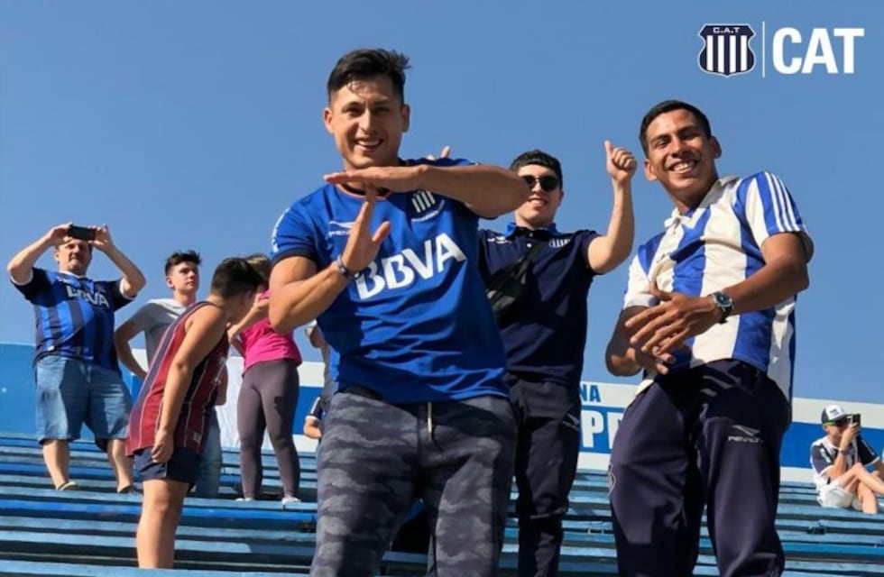 Los hinchas de Talleres se hacen sentir en el estadio para el duelo con Palestino