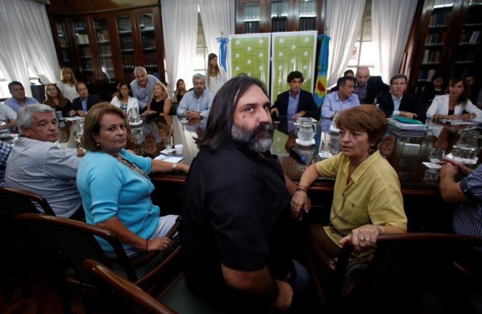 La Iglesia pidió moderación al Gobierno, docentes y gremialistas