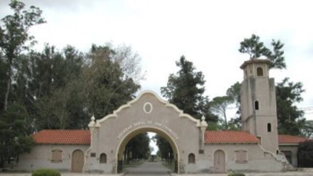 Sociedad Rural San Francisco Córdoba\u002E Festival del Humor, La Buena Mesa y la Canción