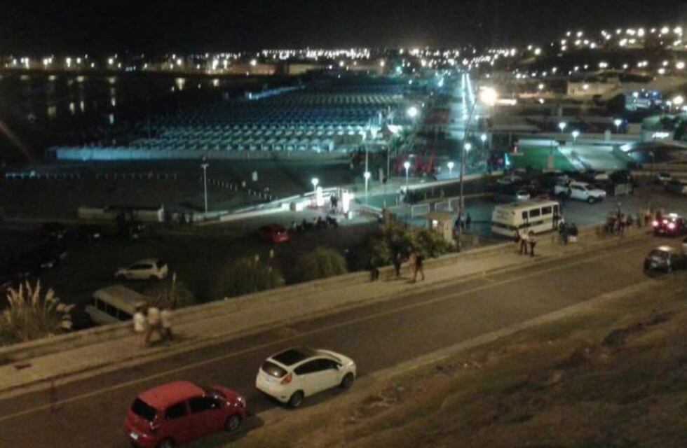 Detuvieron a un joven que exhibió sus genitales a una chica, la manoseó y orinó en Mar del Plata