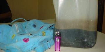 Un hombre roció con nafta y prendió fuego a un adolescente\u002E (imagen ilustrativa)