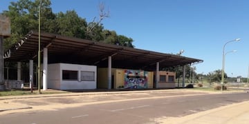 Baños de la playa Sarandí de Candelaria donde en Año Nuevo fue violada una menor\u002E (Misiones Online)