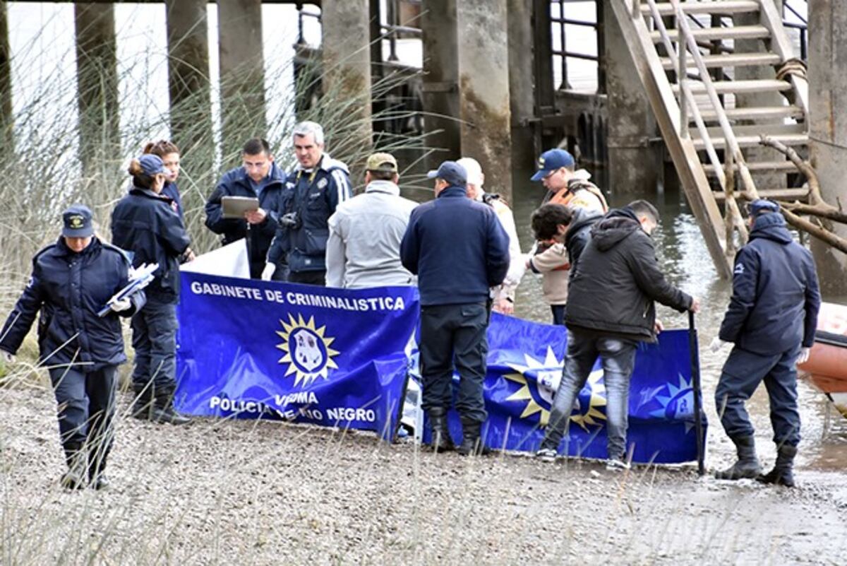 Cuerpo en el muelle de Viedma\u002E