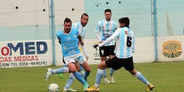 Los Albicelestes perdieron el amistoso en Río Cuarto contra Estudiantes, otro de los duros rivales que tendrán en su grupo\u002E