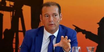 Omar Gutiérrez realizó una presentación para endeudarse por 11 millones de pesos