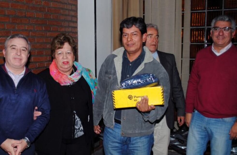 Personal del Poder Judicial recibió indumentaria y calzado de trabajo