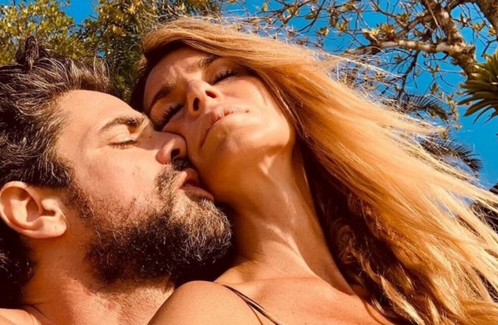 El apasionado baile de Sabrina Rojas y Luciano Castro en la playa