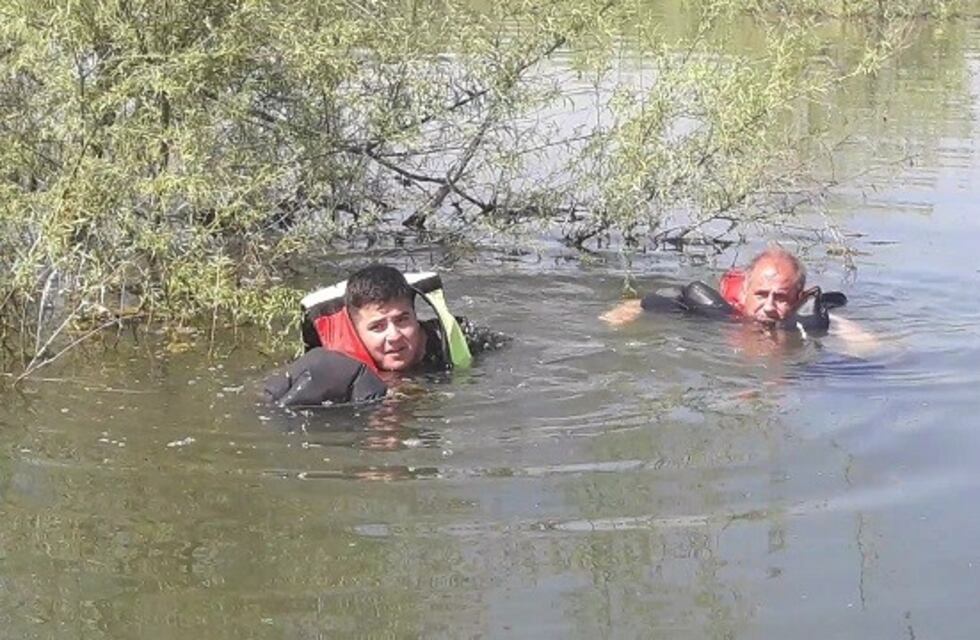 Tres pescadores pasaron 20 horas en el agua esperando ser rescatados