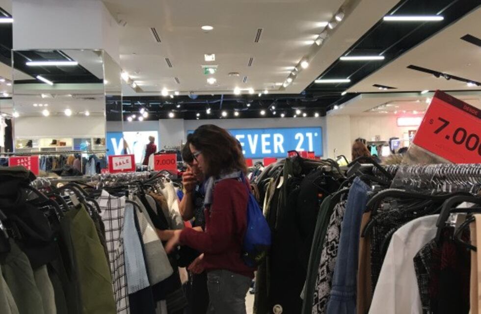 Los impuestos representan más de la mitad del valor de las prendas