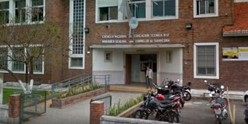 Difundieron imágenes del brutal asesinato de un joven a la salida del colegio en Floresta\u002E