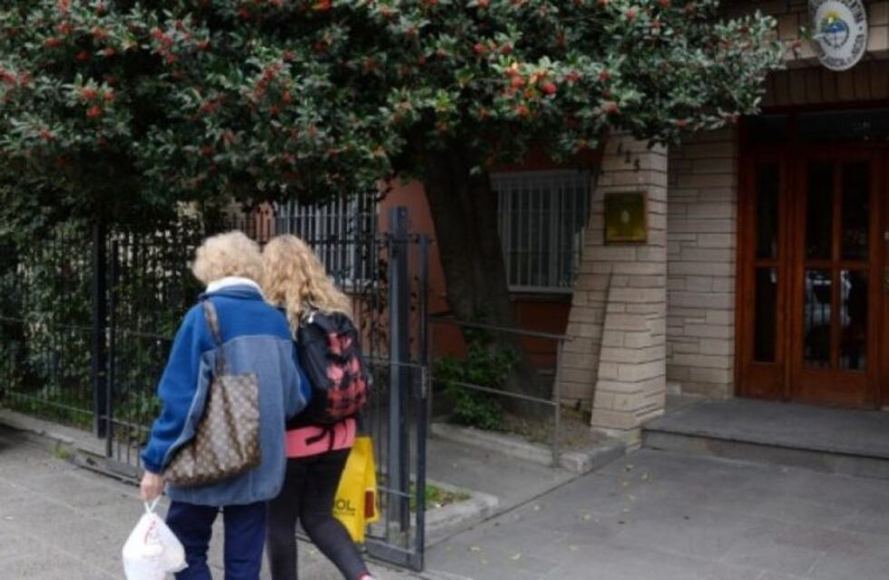 Una funcionaria del Juzgado Federal de Bariloche dio positivo de coronavirus