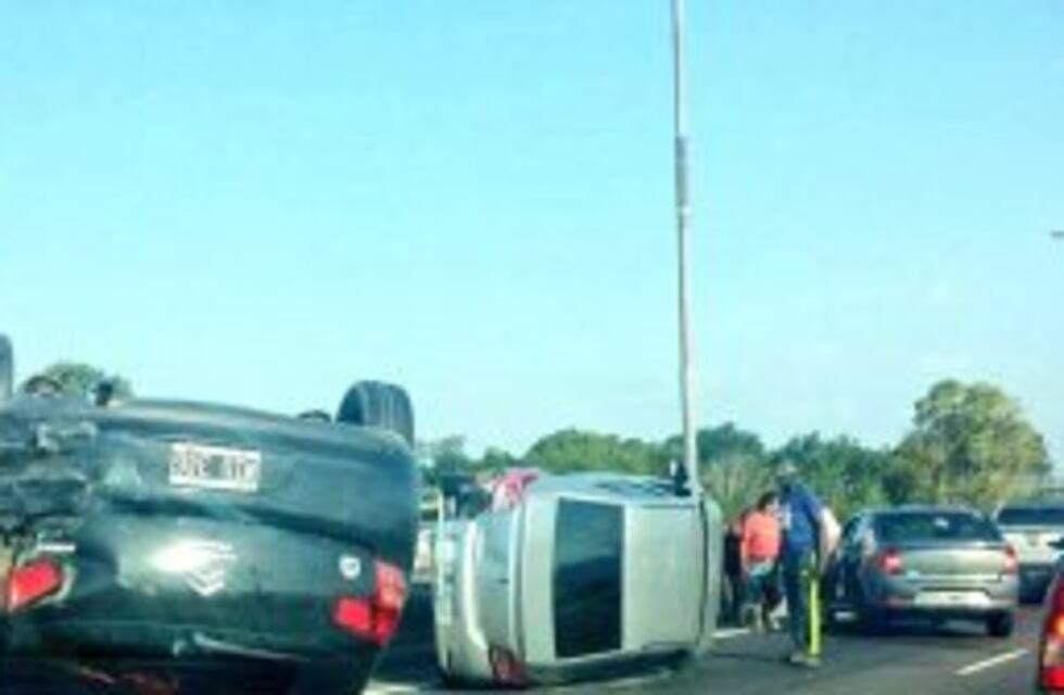 Doble vuelco en la General Paz a metros del Puente La Noria