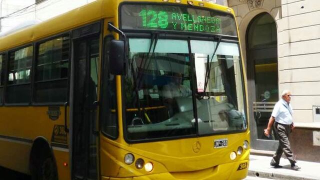 El siniestro vial involucru00f3 un interno de la lu00ednea 128.