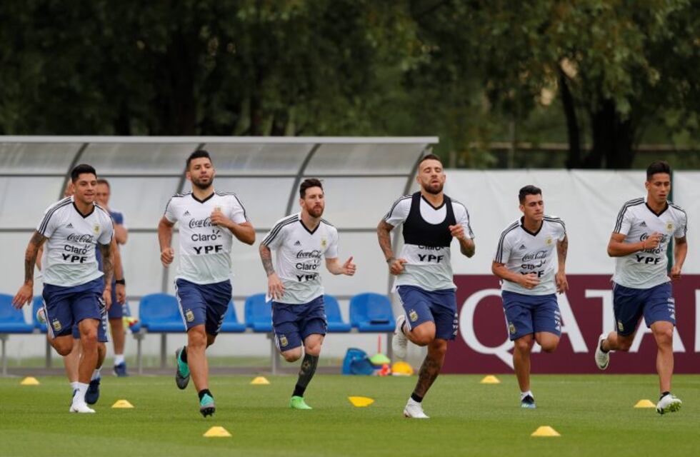 Enzo Pérez y Maxi Meza jugarán ante Croacia y no estará Cristian Pavón