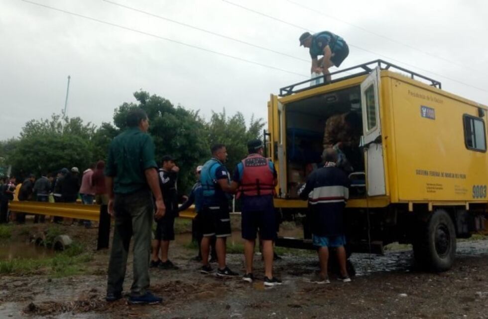 Asisten a las familias afectadas por el temporal