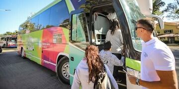 El Bus Turístico Itinerante de la Provincia comenzó a recorrer distintas zonas de Pinamar\u002E