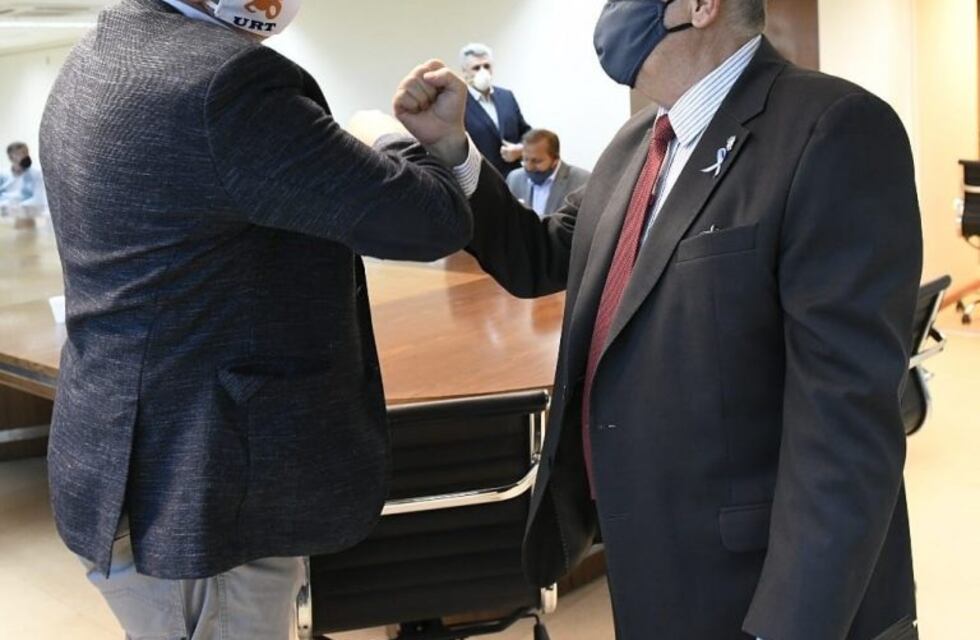 Legislatura: Jaldo recibió a miembros de la Unión Rugby de Tucumán