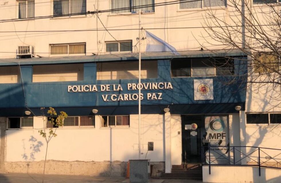 Un hombre se robó más de diez botellas de bebidas alcohólicas en una vinería del Centro Viejo de Carlos Paz