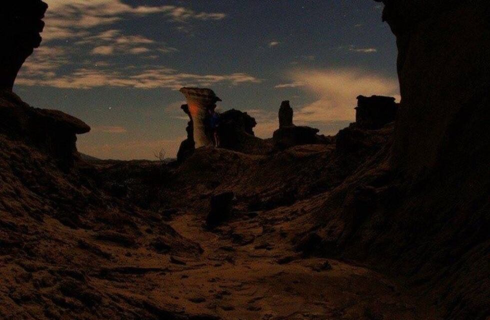 Semana Santa con todo: Ischigualasto se prepara con vuelos y paseos por la noche