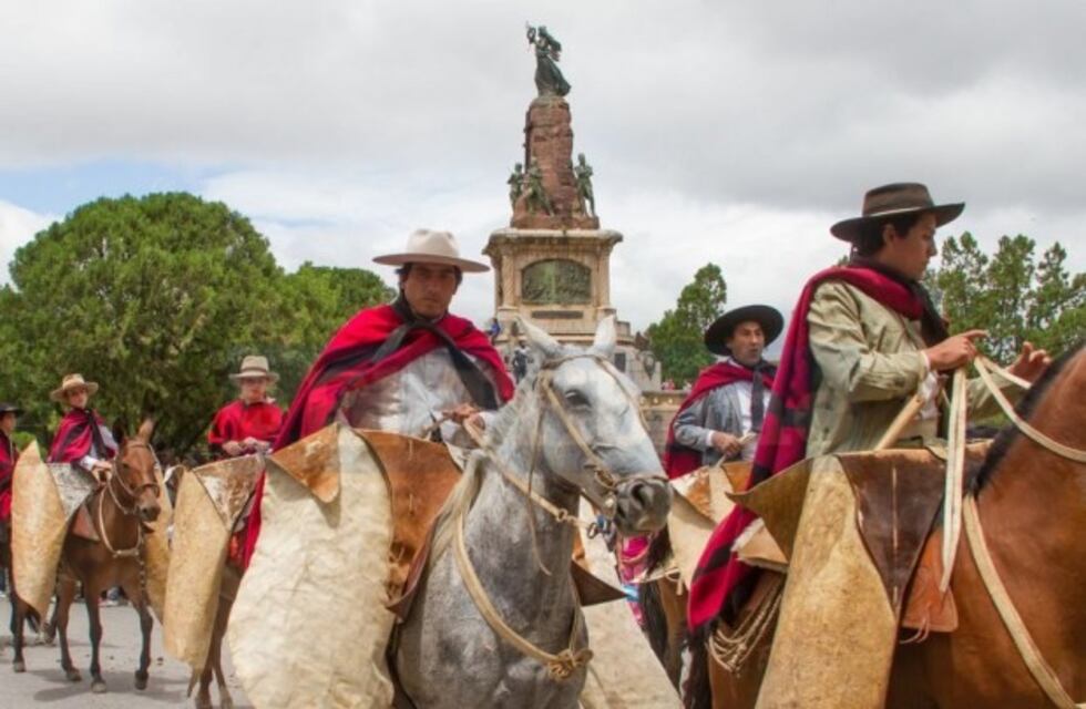 Con un acto y un desfile de gauchos recordarán la Batalla de Salta
