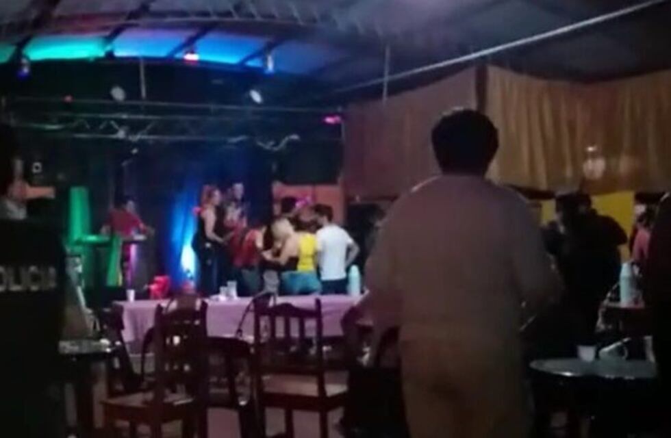 Por infringir las normas sanitarias, clausuraron un bar en Alem