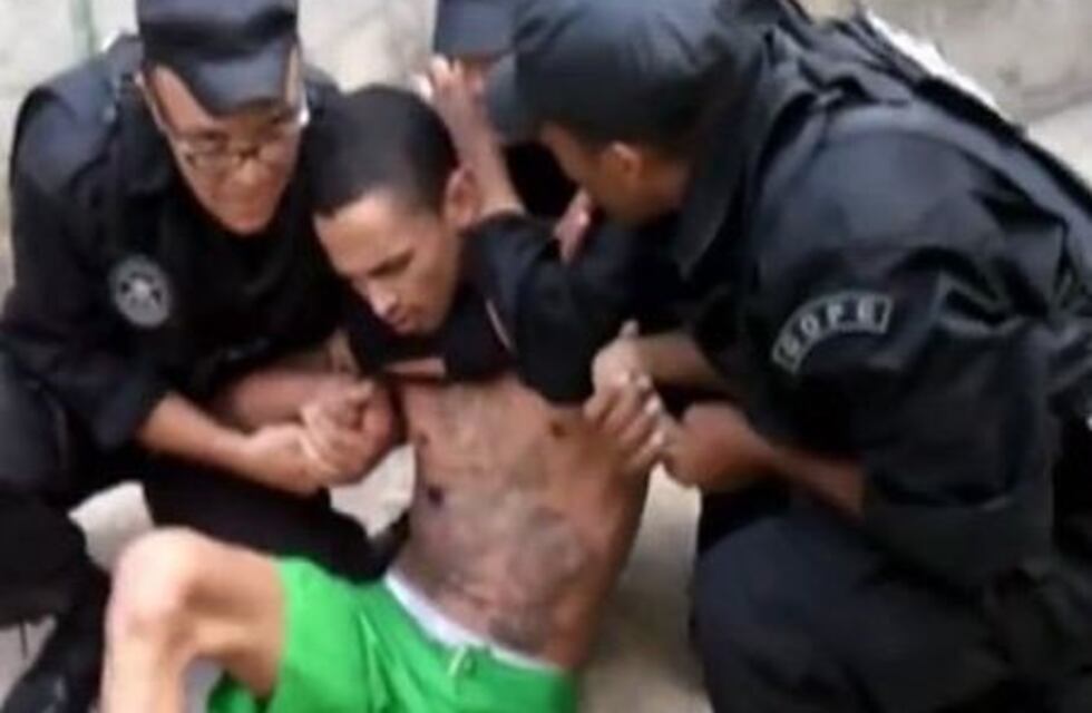 Difundieron las brutales torturas de policías a presos en Brasil
