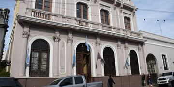 Arrancó el pago de sueldos a municipales\u002E