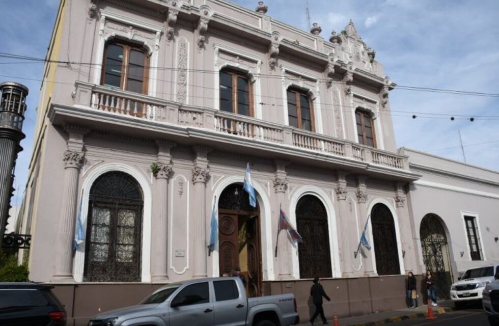 Comenzó el pago a los empleados municipales