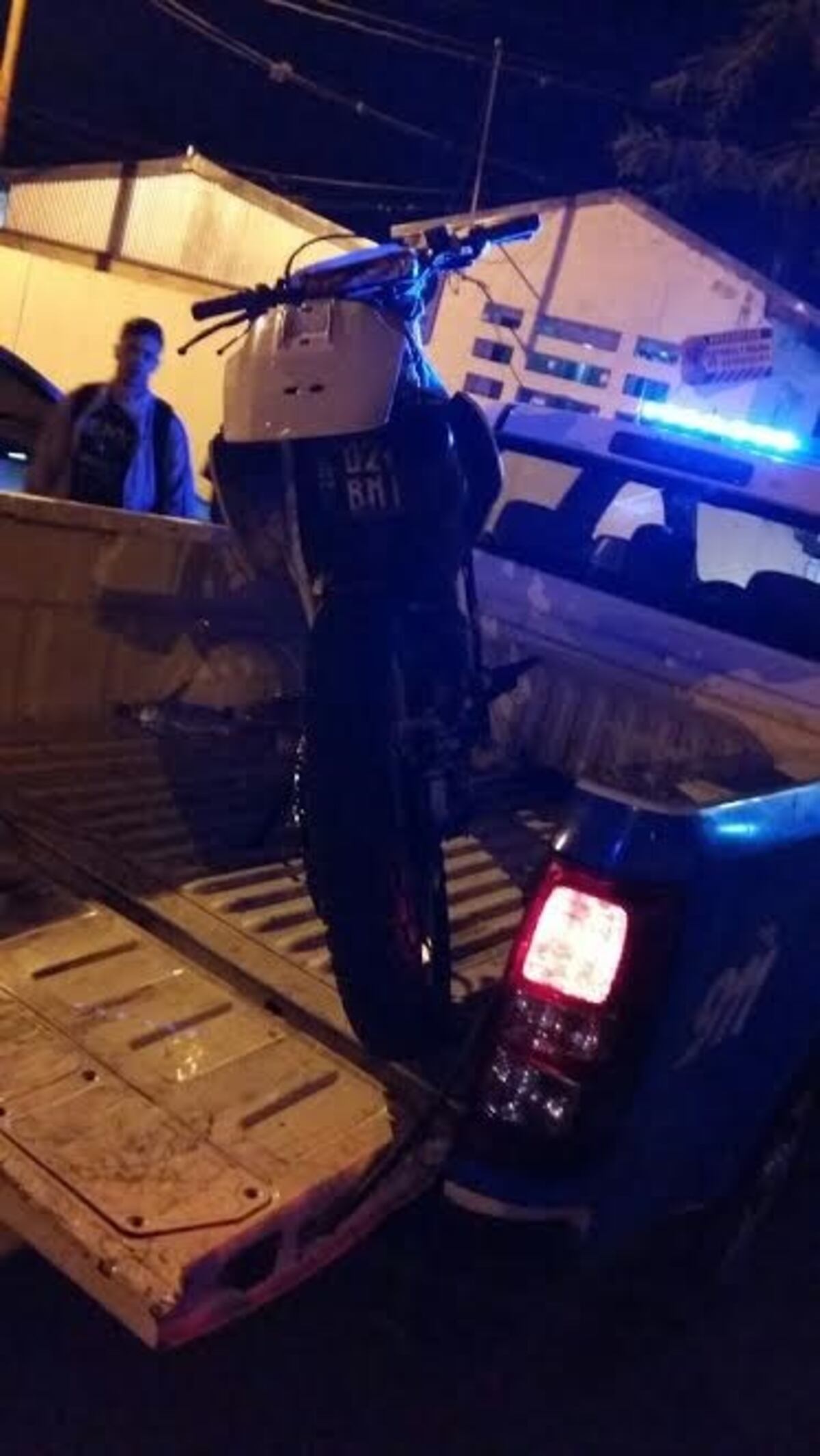 Moto remitida al corralu00f3n municipal de Rosario durante un operativo de control de tru00e1nsito.