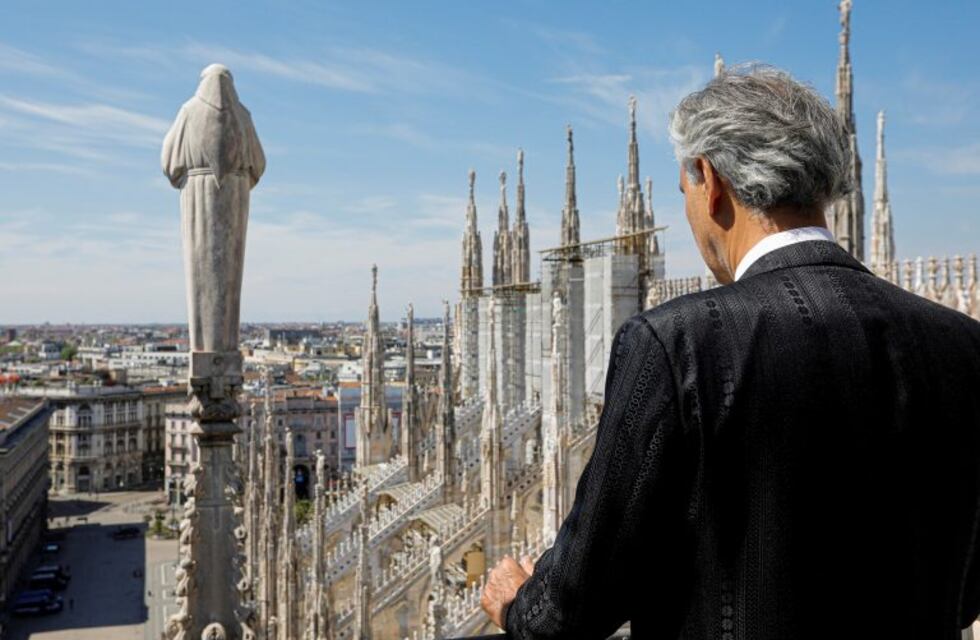 El impactante concierto de Andrea Bocelli en la catedral de Milán totalmente desierta