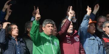 DYN46, BUENOS AIRES 22/08/17, MOVIMIENTOS SOCIALES Y TRABAJADORES DE DISTINTOS GREMIOS NUCLEADOS EN LA CGT Y CTA, MARCHAN A PLAZA DE MAYO EN EL MARCO DE LA PROTESTA NACIONAL\u002EFOTO:DYN/EZEQUIEL PONTORIERO) ciudad de buenos aires pablo moyano acto marcha movilizacion de la CGT y CTA en plaza de mayo tras las elecciones Paso protesta contra el gobierno nacional sindicalismo sindicalistas protestas manifestaciones