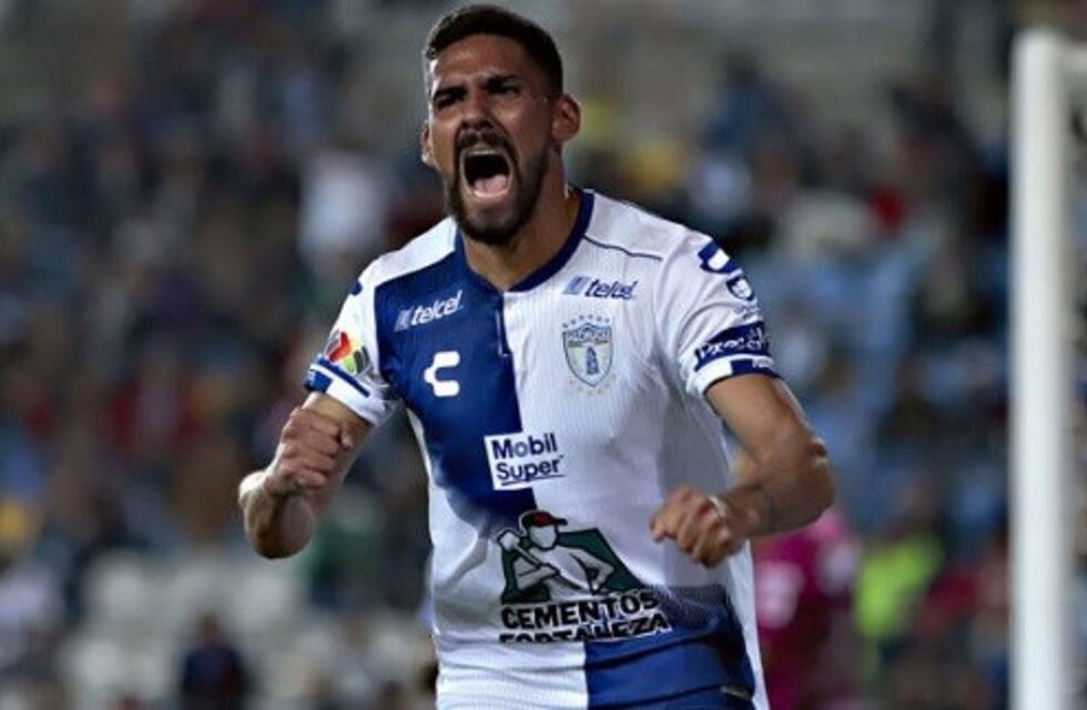 Figurita repetida: Central pretende a Franco Jara