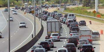 Autopista Buenos Aires-La Plata-