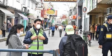 Coronavirus en Salta: abrieron los comercios y las peatonales se llenaron de gente