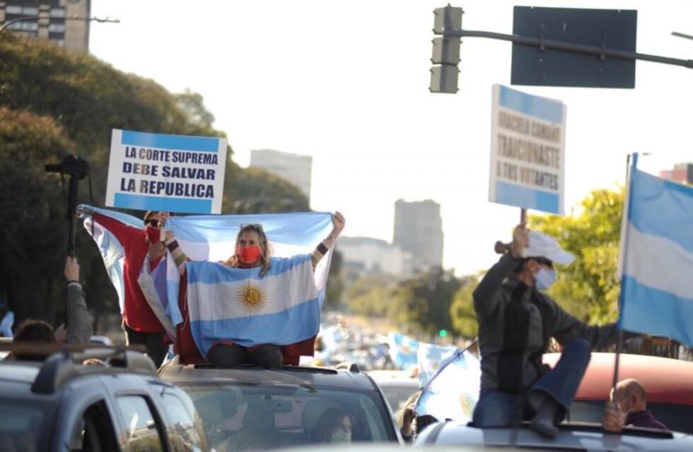 Marcha 17A: miles de personas se concentran en el Obelisco para protestar contra el Gobierno