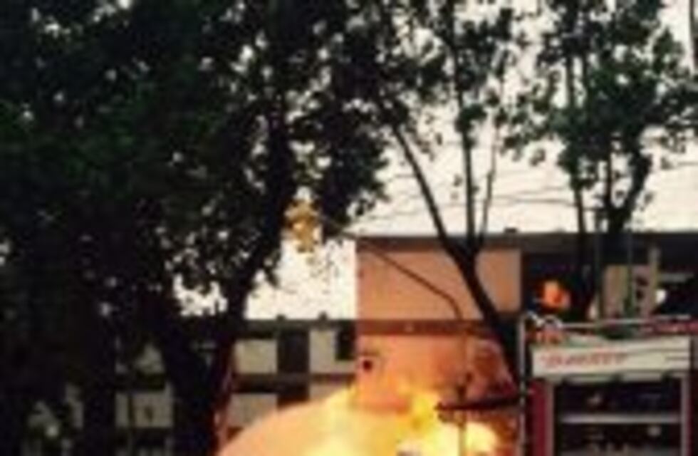 Un matrimonio está en "estado crítico" tras el incendio que se desató en Adrogué