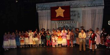 Ballet Folklórico Municipal Tres Arroyos (facebook)