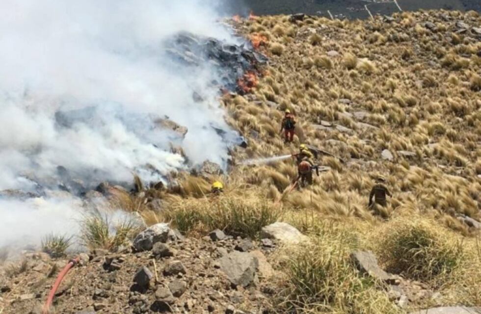 Nuevos incendios en las sierras de Merlo