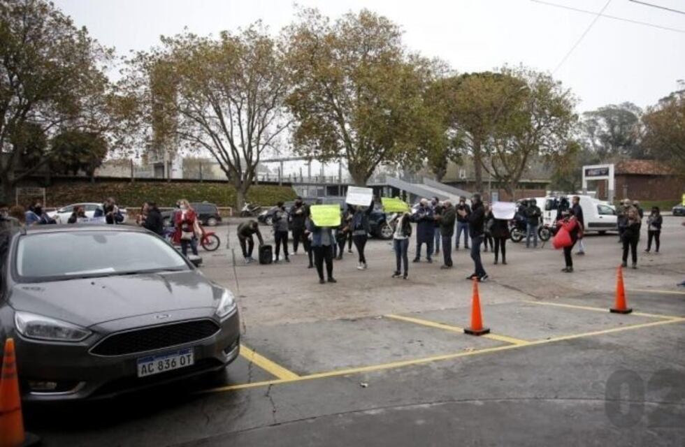 Nueva manifestación de comerciantes marplatenses reclamando volver a abrir sus locales
