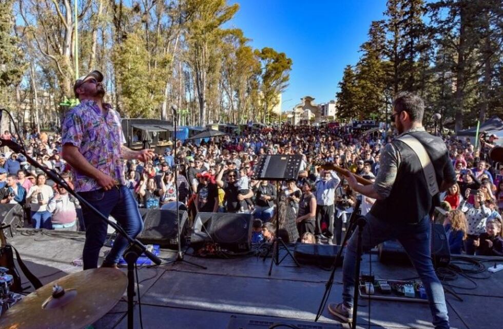 Parque de Mayo a pleno con el Disfruta Bahía