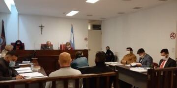 Juicio contra el productor alemán Hartmut Torsten Theobald, acusado de envenenar a su empleados (Fiscales Penales)