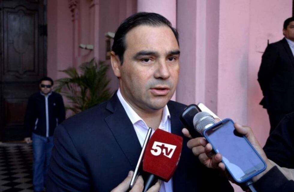 Gustavo Valdés postergó la reunión de Gabinete