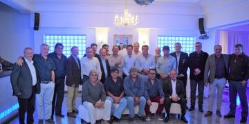 Homenaje de Puerto Quequen a los Héroes de Malvinas\u002E - 1