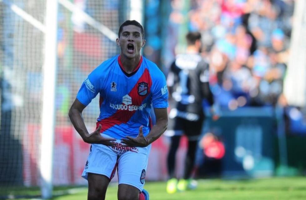 Arsenal de Sarandí volvió a primera