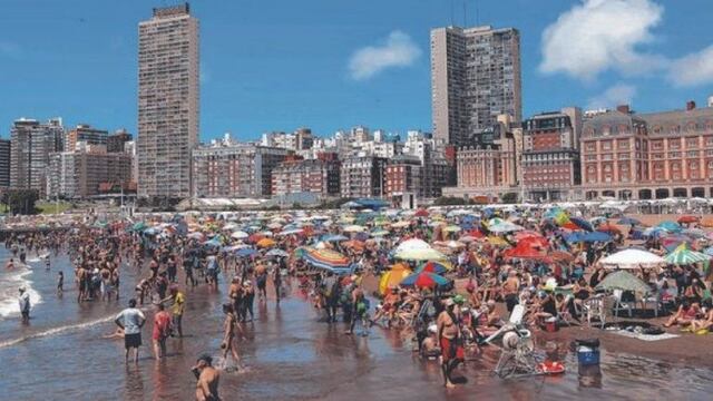 Verano 2021: una temporada de cuatro meses, sin teatros, boliches, cacinos ni campings (web)
