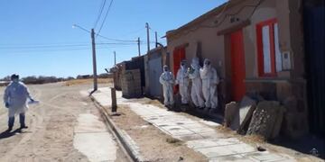 En La Quiaca los agentes de control realizaron 183 test, mientras que en Humahuaca se hizo nueve evaluaciones que están en proceso, dos de las cuales correspondientes a contactos directos\u002E