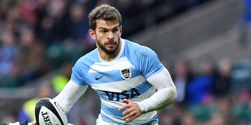 (FILES) In this file photo taken on December 1, 2018 Argentina's wing Ramiro Moyano makes a break during the international friendly rugby union match between Argentina and the Barbarians at Twickenham stadium in south west London\u002E - Argentina winger Ramiro Moyano has joined French side Toulon until the end of the season, the Top 14 club announced on November 20, 2019\u002E The 29-year-old, who has scored 15 tries in 35 Tests, made only one appearance in recent World Cup in Japan, in the Pumas' 23-21 defeat to France in their opening game\u002E (Photo by Ben STANSALL / AFP)