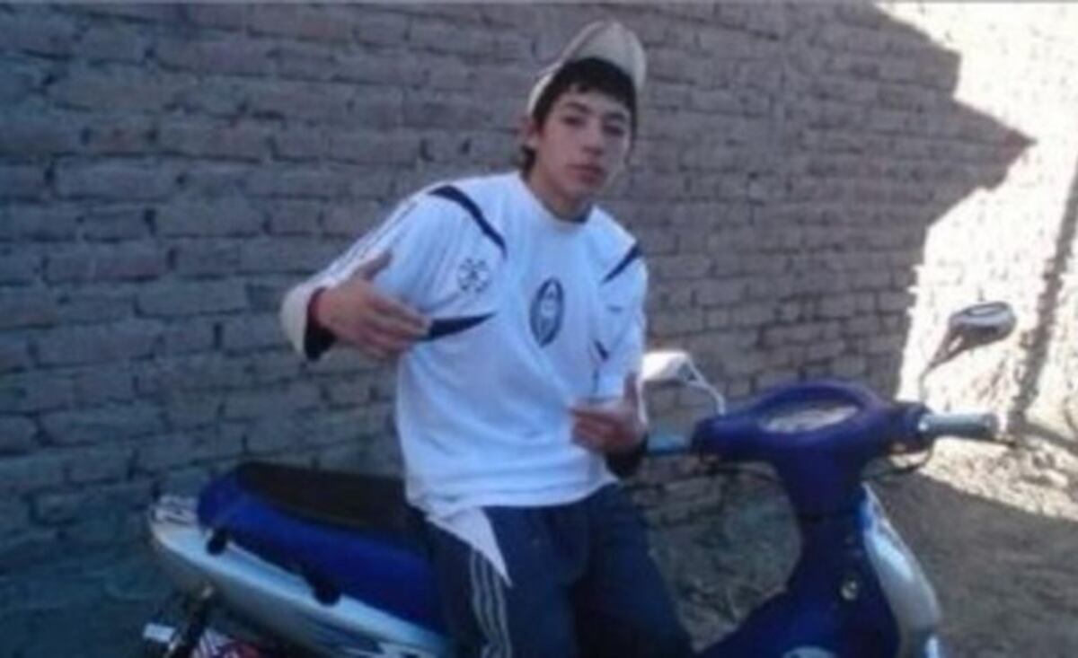 Insolito anuncio de motochorro