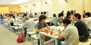 El comedor solo entrega viandas al mediodía\u002E (archivo)